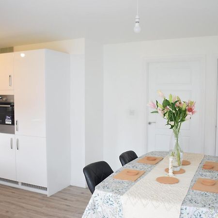 Orient Oasis Yarm Villa ภายนอก รูปภาพ